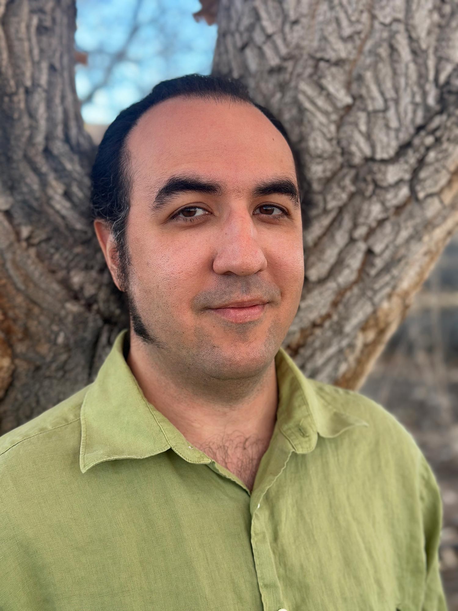 Image of Lars Panaro, who teaches virtual labs and seminars at the Celestial Arts Education Library in Olympia, Washington.